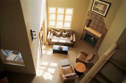 Sundara Inn And Spa 레이크델턴 내부 사진